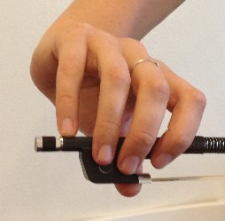 violin bow hold classical era 1